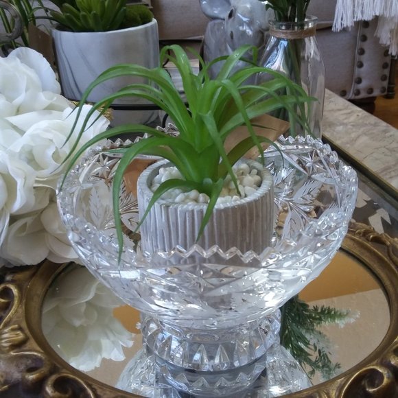 STUNNING Cut CRYSTAL Etched CRYSTAL Bowl & PLANT - Picture 2 of 2